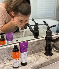 Beauty by Earth review for facial scrub 